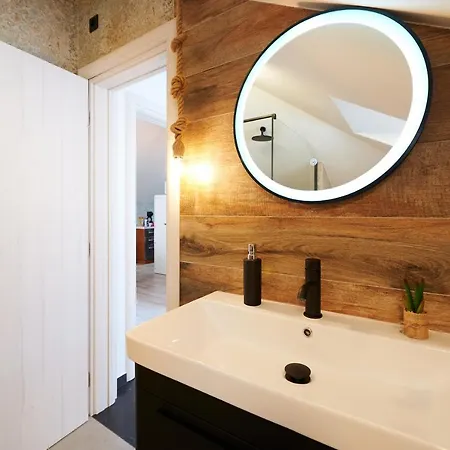 Ana-marija Lejlighed *