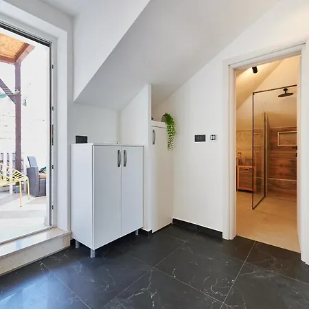 Ana-marija Apartment *